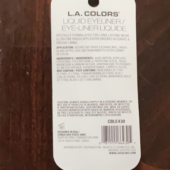 🍁Eye Makeup set L.A. Colors Liquid Eyeliner 24 Hr mascara white eye pencil - Picture 4 of 7
